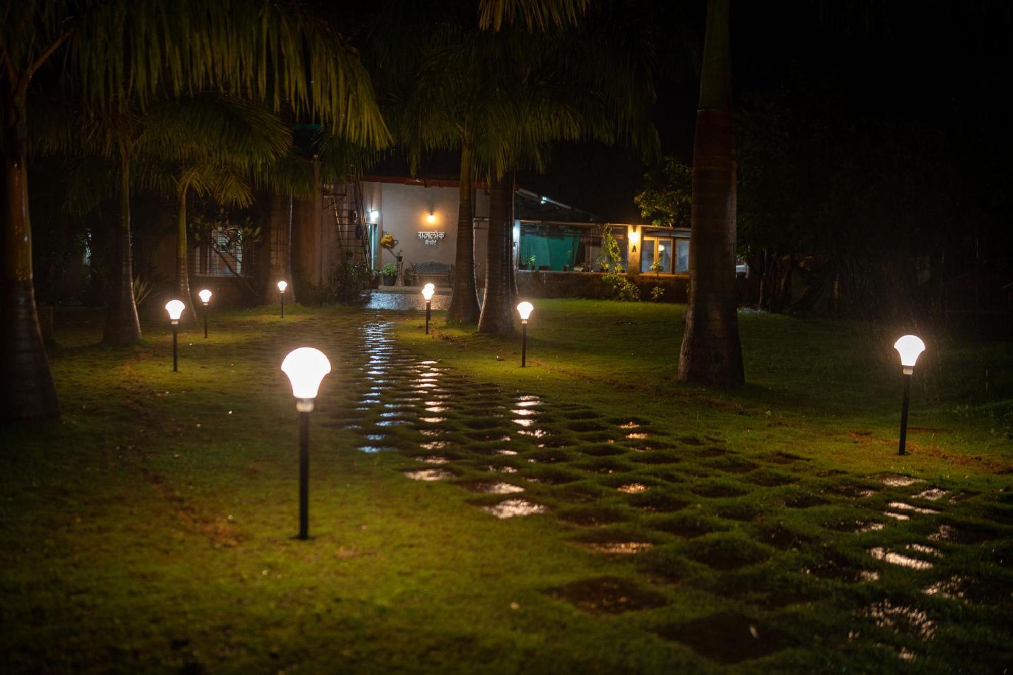 Rajlok Resorts ปูเน่ ภายนอก รูปภาพ